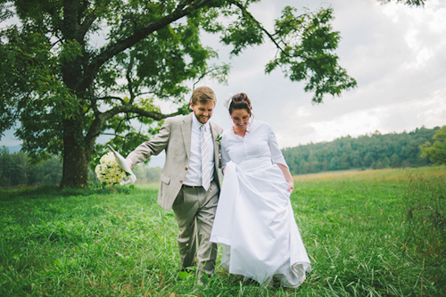 Cades Cove National Park wedding at Primitive Baptist Church, photos by Dixie Pixel Photography | junebugweddings.com