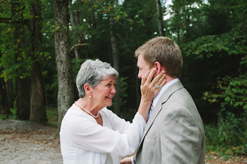 Cades Cove National Park wedding at Primitive Baptist Church, photos by Dixie Pixel Photography | junebugweddings.com