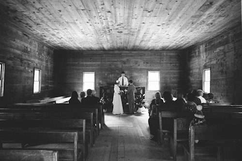 Cades Cove National Park wedding at Primitive Baptist Church, photos by Dixie Pixel Photography | junebugweddings.com