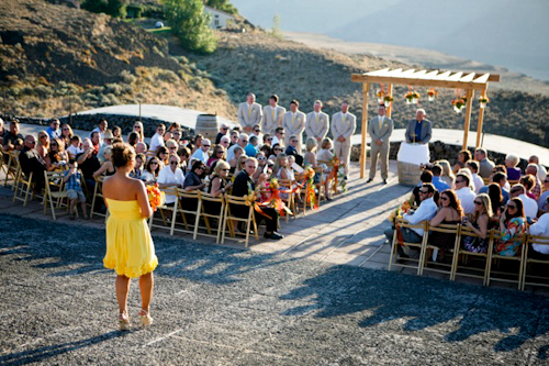 Cave B Winery Wedding in Washington; photos by Belathée Photography | junebugweddings.com