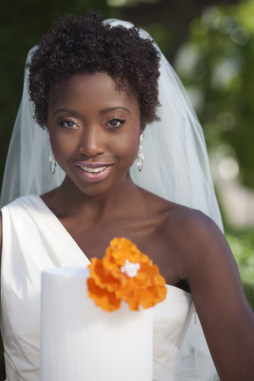 citrus orange and green wedding decor ideas and inspiration from Urbane Montage Events and Cadence Cornelius Photographs |via junebugweddings.com