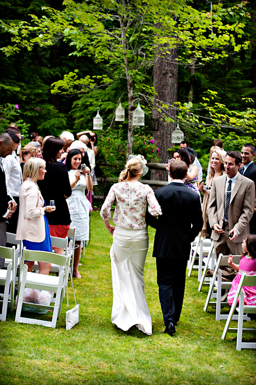 Rustic, outdoor wedding in Whistler, British Columbia - Photos by Anastasia Photography | junebugweddings.com