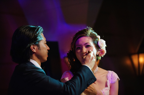 Elegant Japanese wedding at the Tokyo American Club - photos by 37 Frames Photography | junebugweddings.com