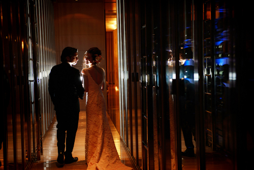 Elegant Japanese wedding at the Tokyo American Club - photos by 37 Frames Photography | junebugweddings.com