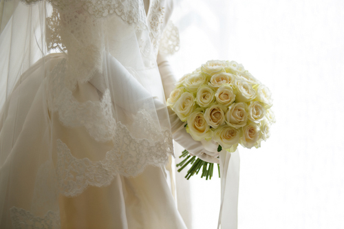 Elegant Japanese wedding at the Tokyo American Club - photos by 37 Frames Photography | junebugweddings.com