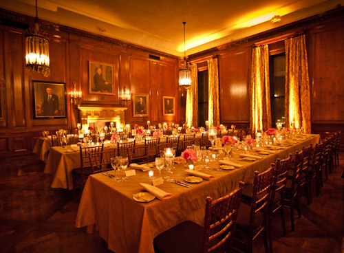 Clic New York Wedding At The Harold Pratt House Junebug Weddings Elegant Black Tie Wedding In Nyc At The Harold Pratt House Photography By Farnaz K