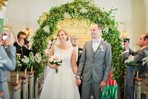 fresh and pretty countryside wedding in Gnesta, Sweden, photos by 2 Brides Photography | junebugweddings.com