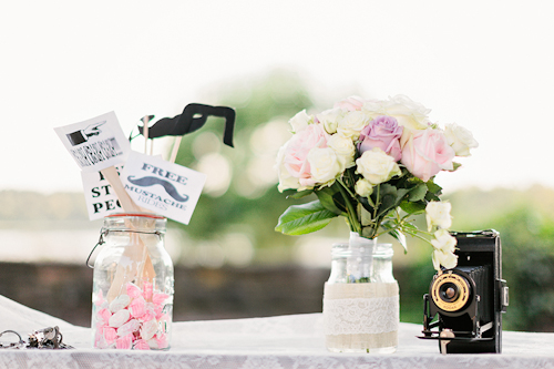 fresh and pretty countryside wedding in Gnesta, Sweden, photos by 2 Brides Photography | junebugweddings.com