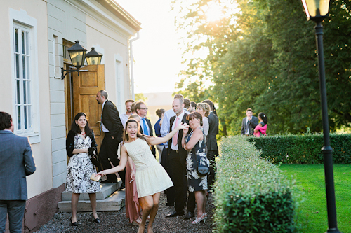 fresh and pretty countryside wedding in Gnesta, Sweden, photos by 2 Brides Photography | junebugweddings.com