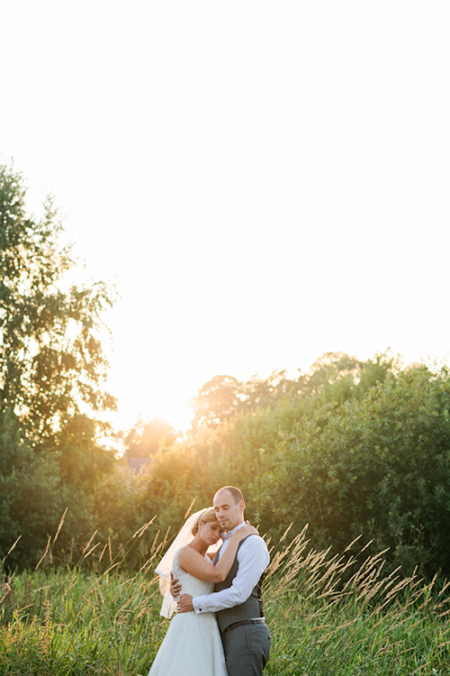 fresh and pretty countryside wedding in Gnesta, Sweden, photos by 2 Brides Photography | junebugweddings.com