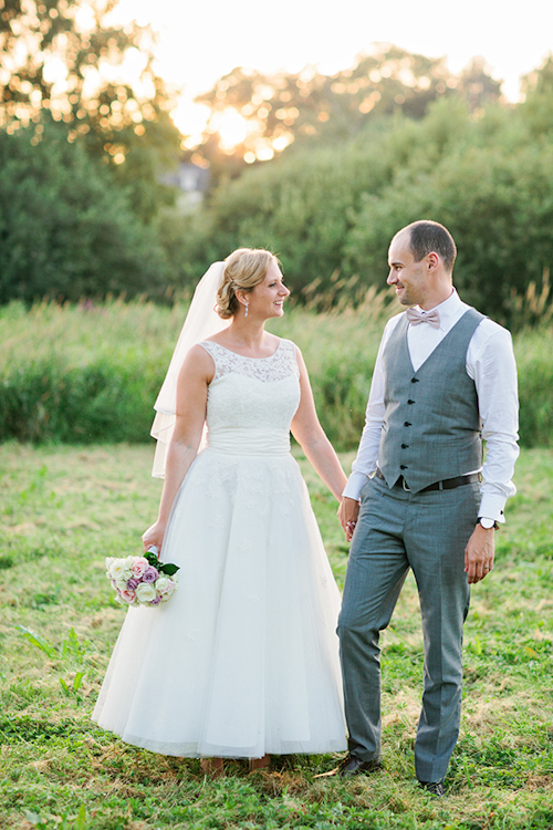 fresh and pretty countryside wedding in Gnesta, Sweden, photos by 2 Brides Photography | junebugweddings.com