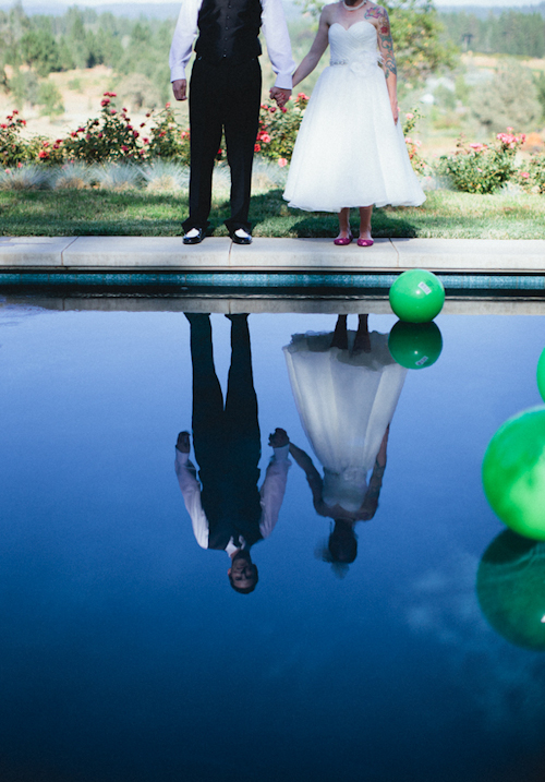 Fun, funky wedding by Athena Kalindi Photography | junebugweddings.com