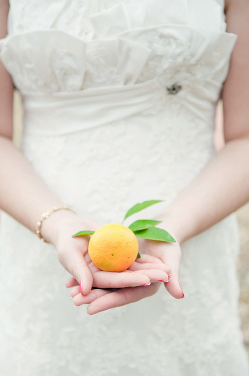 Pastel DIY Florida wedding - 1313 Photography via junebugweddings.com