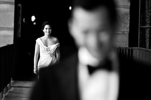 Classic downtown Chicago wedding at The Ivy Room - photos by David Wittig Photography | junebugweddings.com