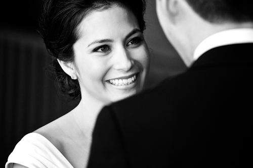 Classic downtown Chicago wedding at The Ivy Room - photos by David Wittig Photography | junebugweddings.com