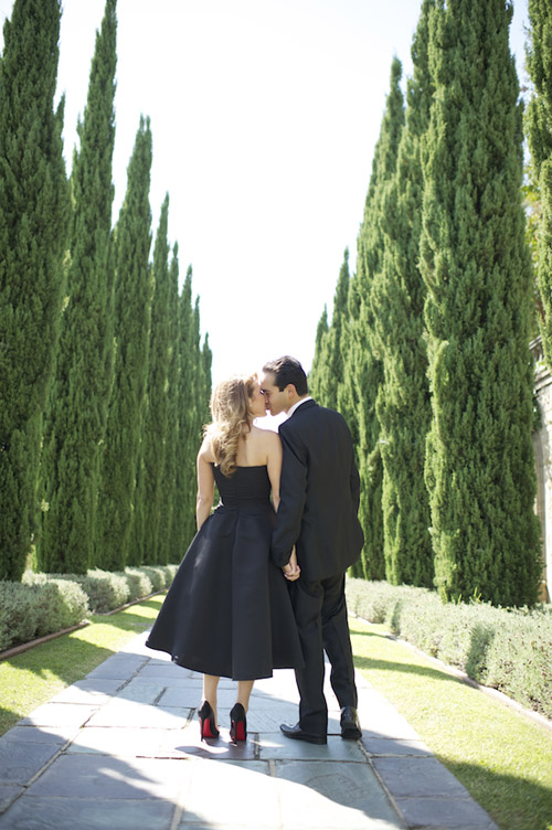 stylish Los Angeles beach and garden engagement photos by Mike Colon Photography