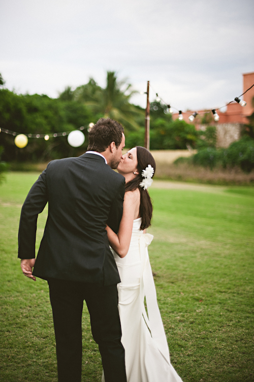 Mexico destination wedding, photos by Jillian Mitchell Photography | junebugweddings.com