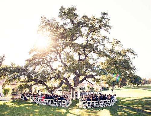 Modern Barn Wedding at The Ojai Valley Inn & Spa. Planning by Details Events Planning; Photography by Mi Belle Photography | junebugweddings.com