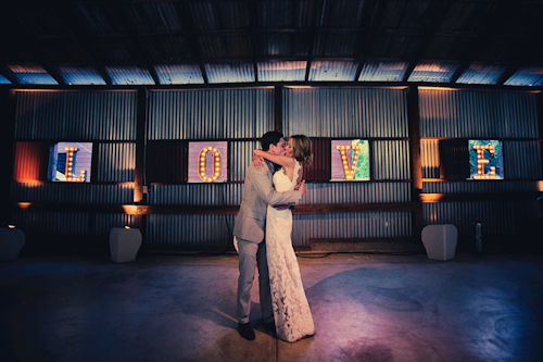 Modern Barn Wedding at The Ojai Valley Inn & Spa. Planning by Details Events Planning; Photography by Mi Belle Photography | junebugweddings.com