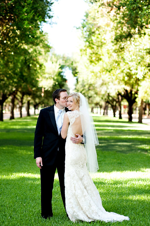 Bridal Portrait in Monique Lhuillier Dress, Photo by Perez Photography