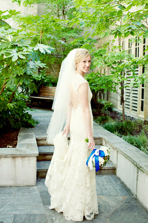 Modern Dallas Wedding, Photo by Perez Photography