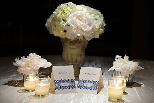 Wedding at Basilica of the Sacred Heart, Notre Dame Cathedral - photos by Browne Photography | junebugweddings.com