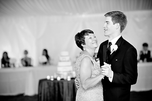 Wedding at Basilica of the Sacred Heart, Notre Dame Cathedral - photos by Browne Photography | junebugweddings.com