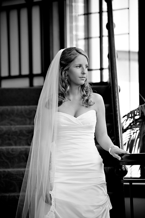 Wedding at Basilica of the Sacred Heart, Notre Dame Cathedral - photos by Browne Photography | junebugweddings.com