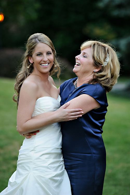 Wedding at Basilica of the Sacred Heart, Notre Dame Cathedral - photos by Browne Photography | junebugweddings.com