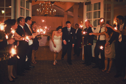 Sparkly peach, apricot, and white wedding at Carmel Mountain Ranch Country Club - photos by Joielala Photographie | junebugweddings.com