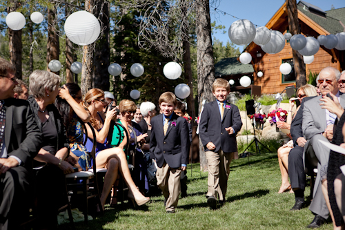 Lake Tahoe wedding in saturated jewel tones - photos by Catherine Hall Studios | junebugweddings.com