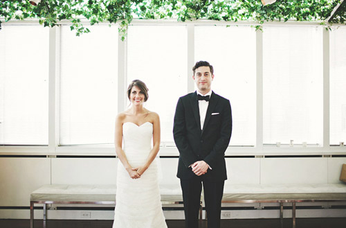 Chic Rooftop Wedding at The Hudson Hotel NYC - photos by Stephanie Koo Photography - Junebug Weddings