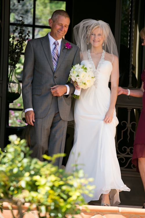 California estate wedding with elegant purple color palette, photos by Stephanie Hogue Photography | junebugweddings.com