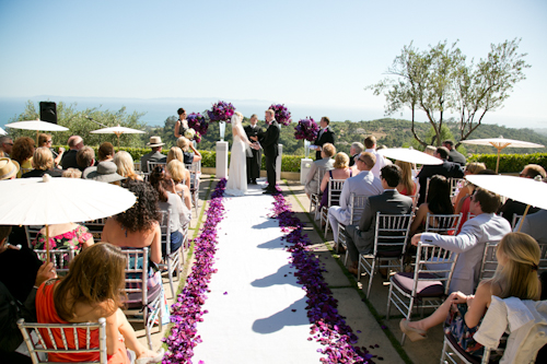 California estate wedding with elegant purple color palette, photos by Stephanie Hogue Photography | junebugweddings.com