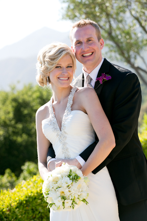 California estate wedding with elegant purple color palette, photos by Stephanie Hogue Photography | junebugweddings.com