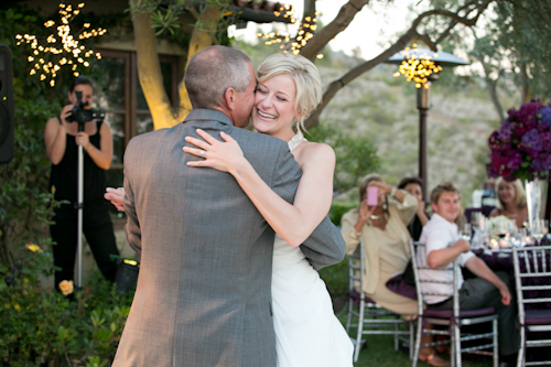 California estate wedding with elegant purple color palette, photos by Stephanie Hogue Photography | junebugweddings.com