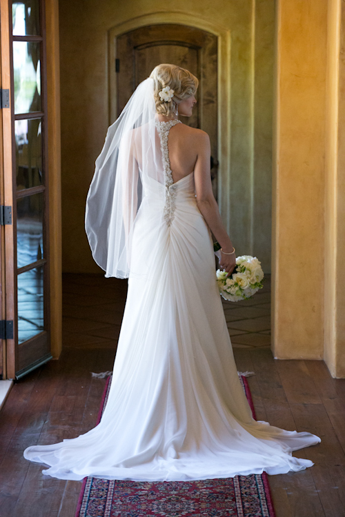 California estate wedding with elegant purple color palette, photos by Stephanie Hogue Photography | junebugweddings.com