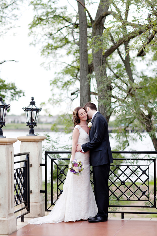 Staten Island, New York wedding with a red and purple color palette, photos by Jen Lynne Photography