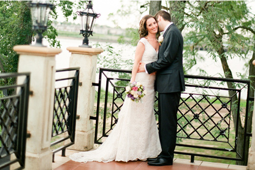 Staten Island, New York wedding with a red and purple color palette, photos by Jen Lynne Photography