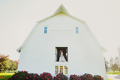 timeless and classic wedding photos by Michele M Waite Photography | junebugweddings.com