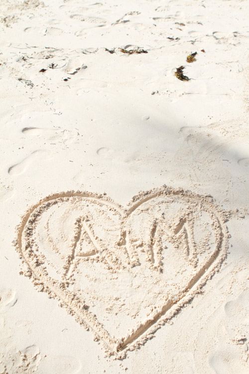 tropical beach wedding, photo by mw photo studio