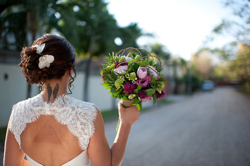 Tropical Destination Wedding in Costa Rica - Photo by Comfort Studio