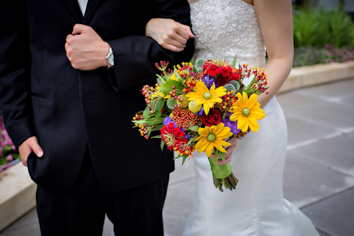 /img/whatjunebugloves/january2012/trump-international-hotel-and-tower-chicago-wedding-wasio-photography-19.jpg | junebugweddings.com