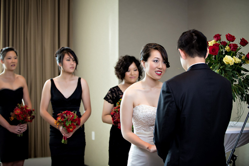 /img/whatjunebugloves/january2012/trump-international-hotel-and-tower-chicago-wedding-wasio-photography-26.jpg | junebugweddings.com