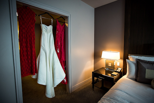 /img/whatjunebugloves/january2012/trump-international-hotel-and-tower-chicago-wedding-wasio-photography-5.jpg | junebugweddings.com