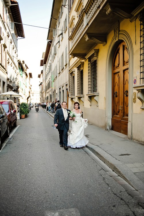 Italian villa wedding in Tuscany | junebugweddings.com