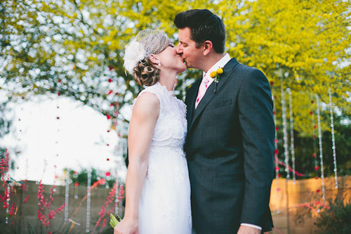 vintage backyard wedding in Phoenix, Arizona, photos by Mike Olbinski Photography