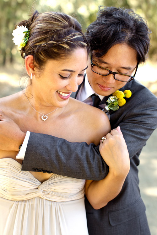 Elegant Yellow Wedding at HammerSky Vineyards - photos by Mike Larson | Junebug Weddings