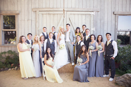 Rustic chic wedding at Maravilla Gardens - photo by Christine Bentley Photography | junebugweddings.com