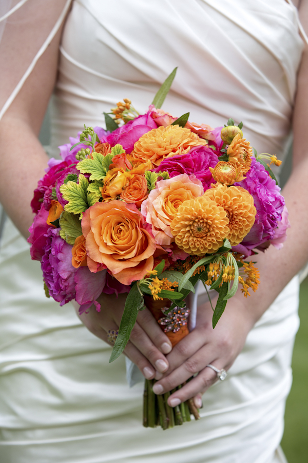 Christopher Confero Designs bright colored wedding in Alabama, photos by Wynter Photography | via junebugweddings.com